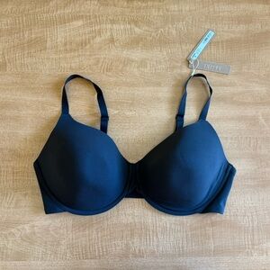 Skims T-Shirt Demi Black Bra